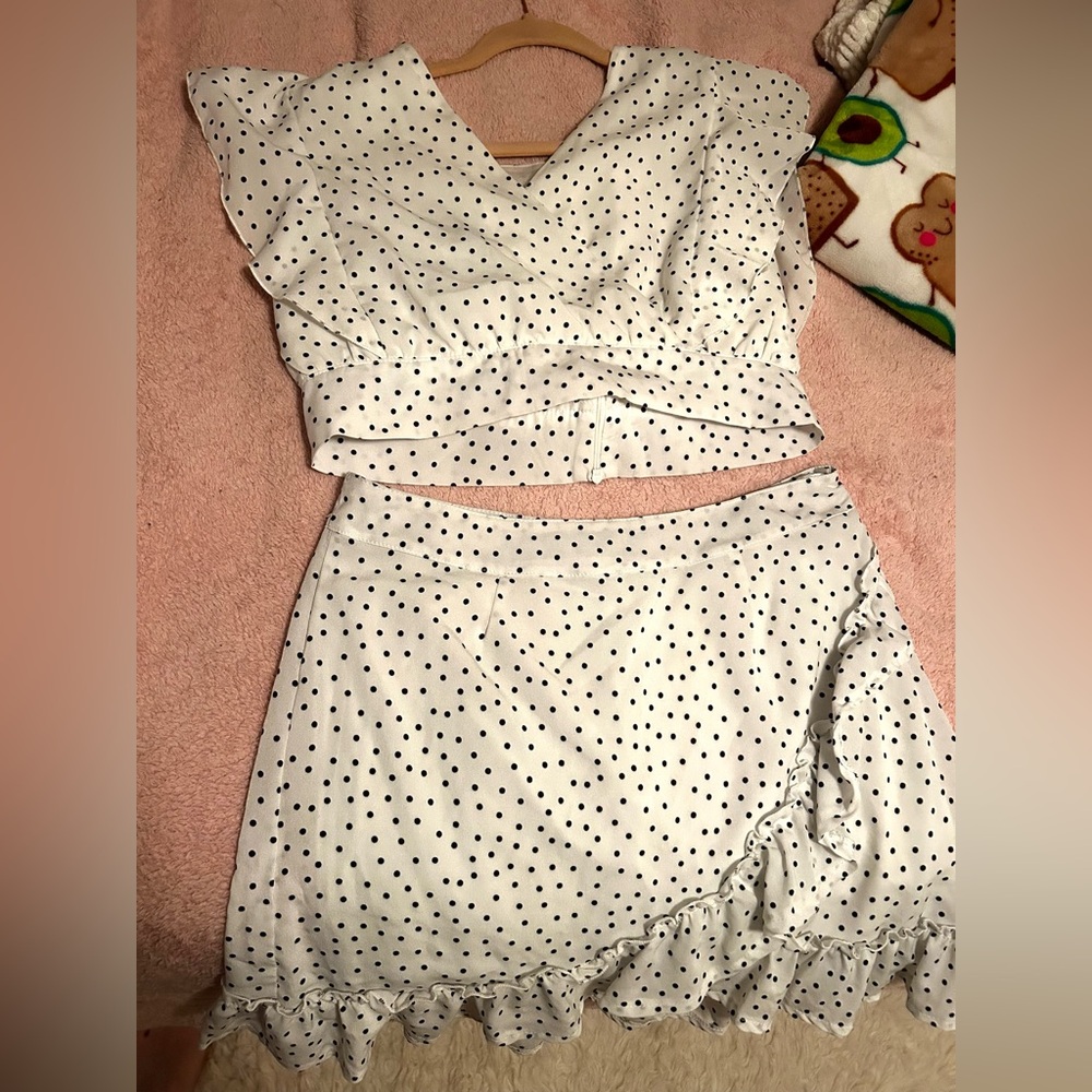 Flirty skirt & top set